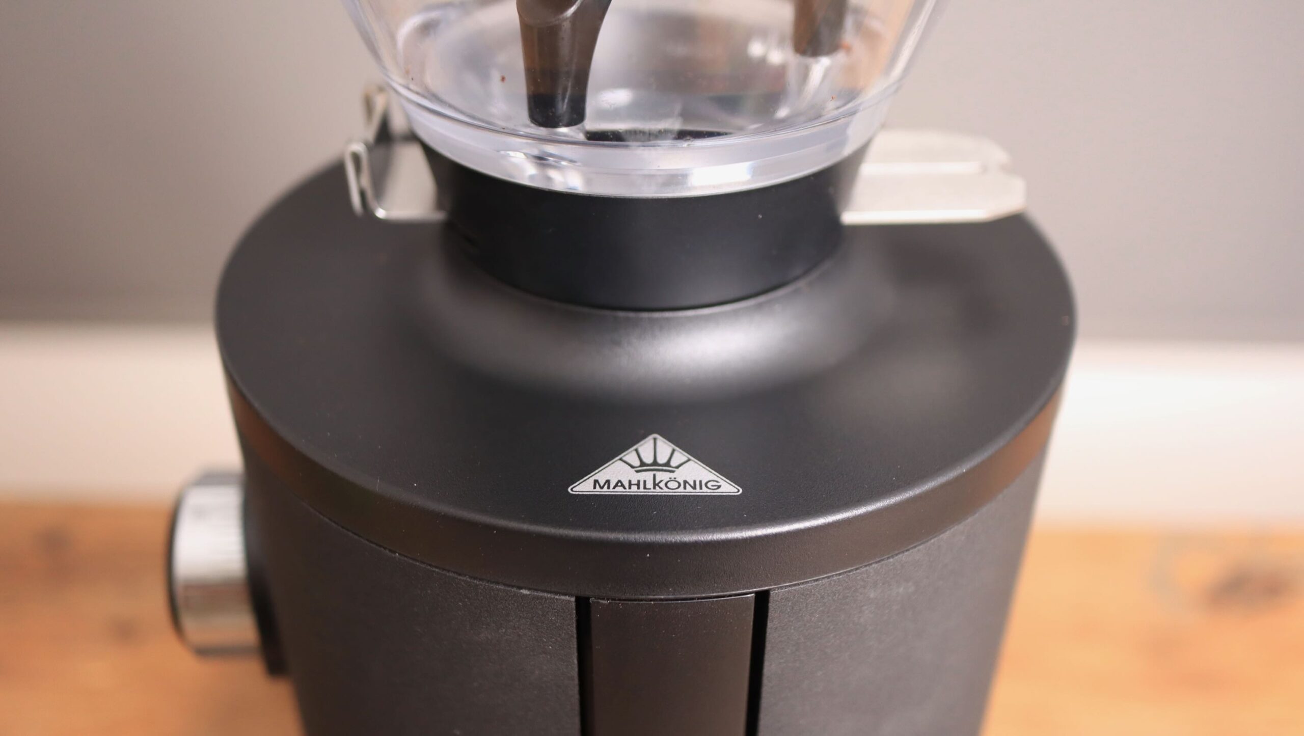 Top cover with Mahlkönig logo