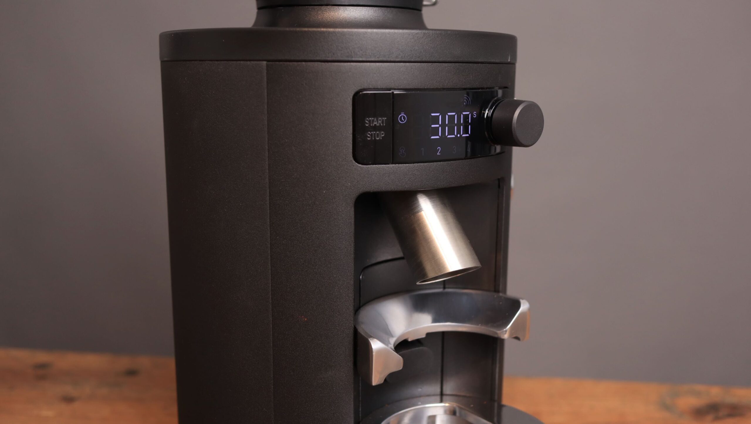 Mahlkönig X54 curved display with control knob