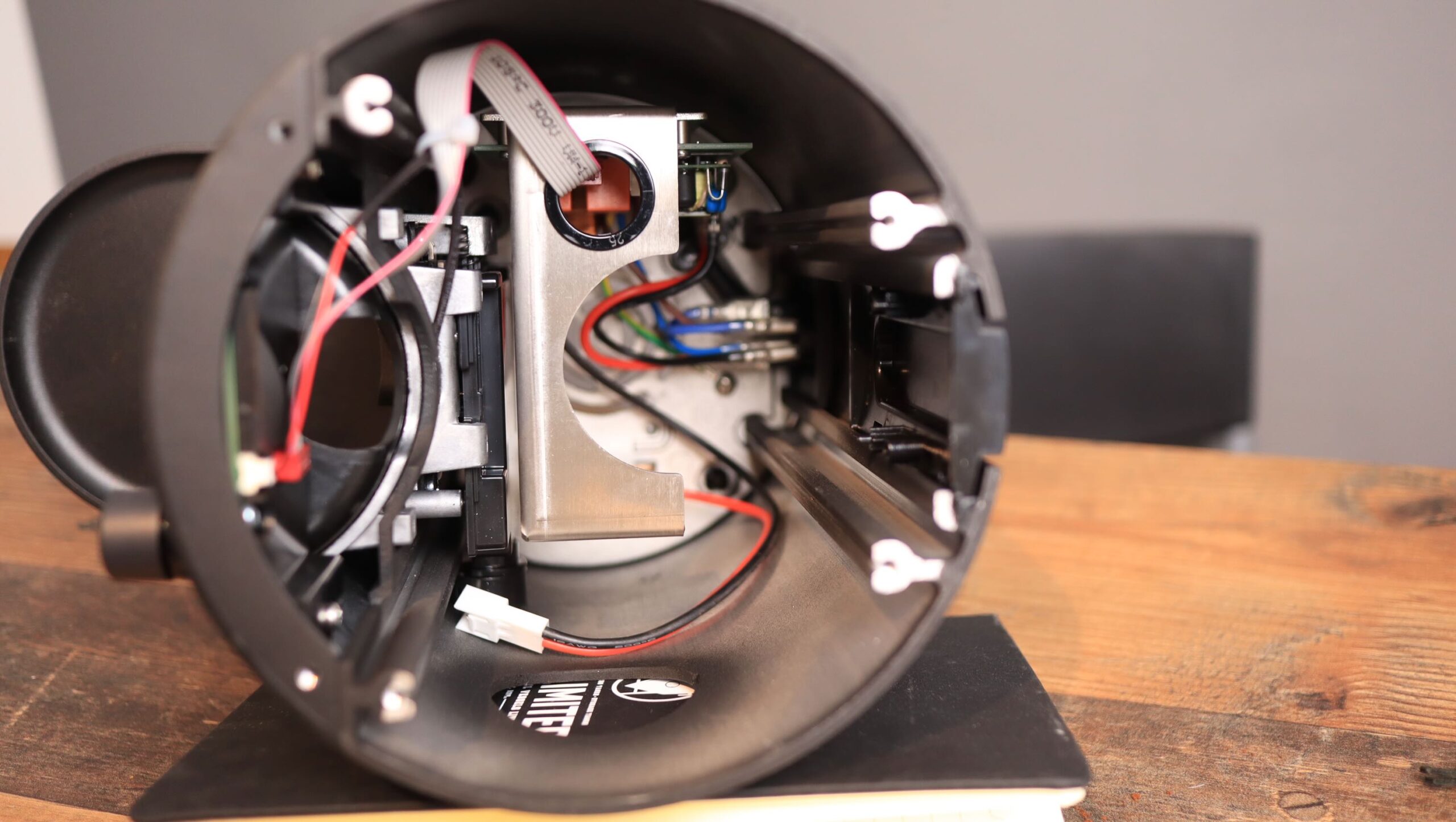 Internal cavity of Mahlkönig X54 grinder