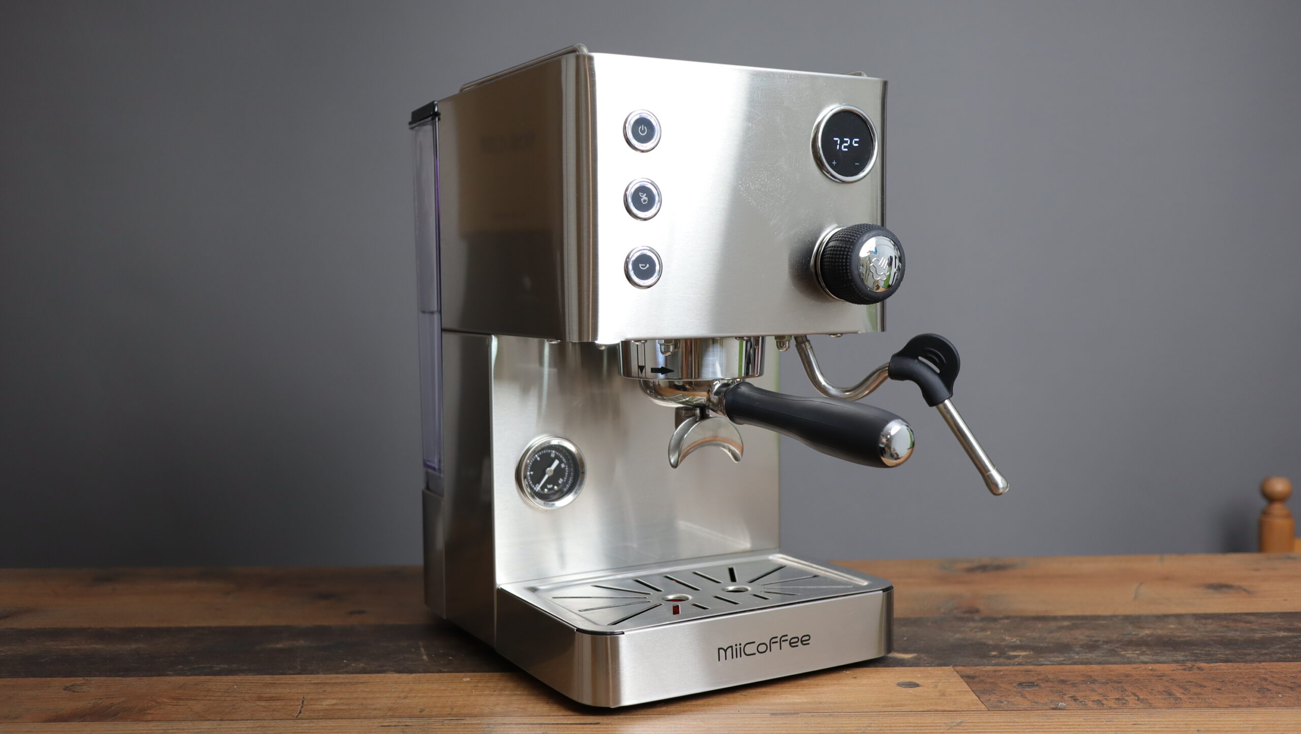 Isometric view of the MiiCoffee Apex