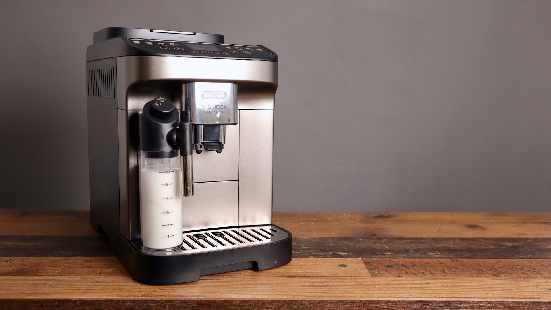 Isometric view of the Magnifica Evo Next