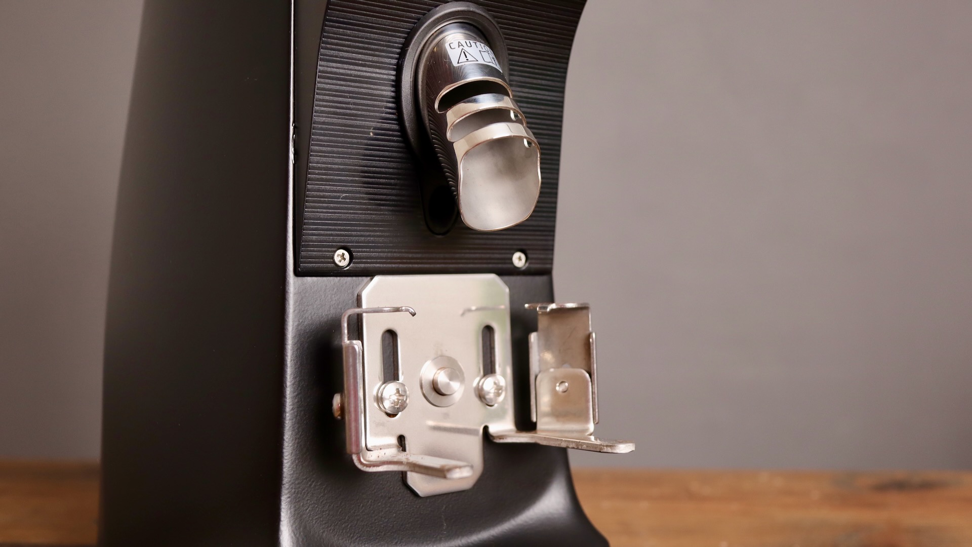 Mazzer Mini exit chute and portafilter holder